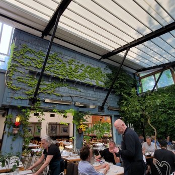 Restaurant Le Jardin de Panos - Most people chose the patio dining. Very pleasant and relaxing area. - Greek Near Me - Montreal, Quebec Restaurant Le Jardin de Panos - Most people chose the patio dining. Very pleasant and relaxing area. - Greek Near Me - Montreal, Quebec