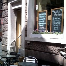 Puccino's Café Bar