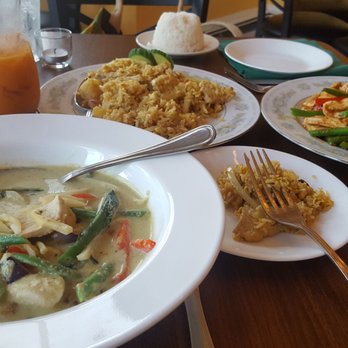 1001 Thai - The green curry with chicken and the pineapple rice were very good! - Thai Near Me - Easton, Pennsylvania 1001 Thai - The green curry with chicken and the pineapple rice were very good! - Thai Near Me - Easton, Pennsylvania