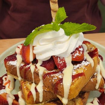 Egg Posh - Strawberry cheesecake french toast - Breakfast & Brunch Near Me - Frisco, Texas