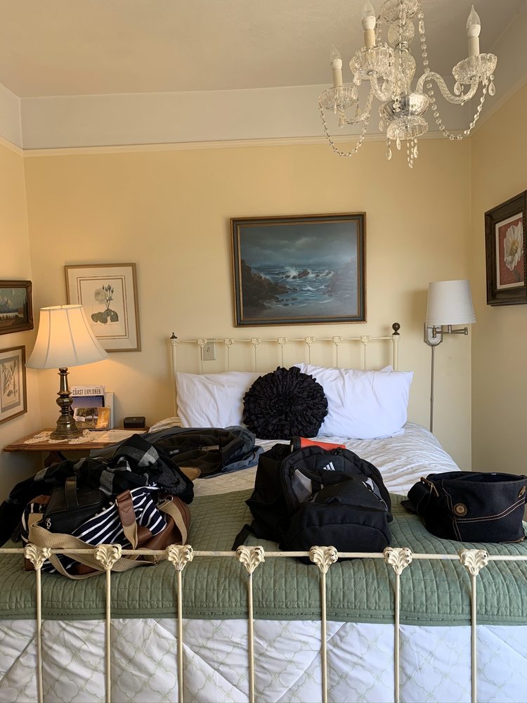 CLEMENTINE’S GUEST HOUSE Updated October 2024 26 Photos & 36