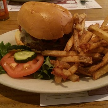 Gateway Grill - Diablo burger - New American Near Me - Monroeville, Pennsylvania