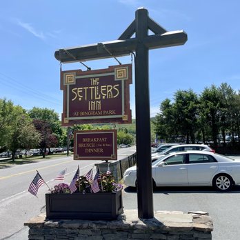 The Settlers Inn - The sign - Hotels Near Me - Hawley, Pennsylvania The Settlers Inn - The sign - Hotels Near Me - Hawley, Pennsylvania