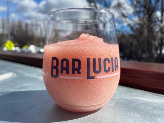 Bar Lucia by null