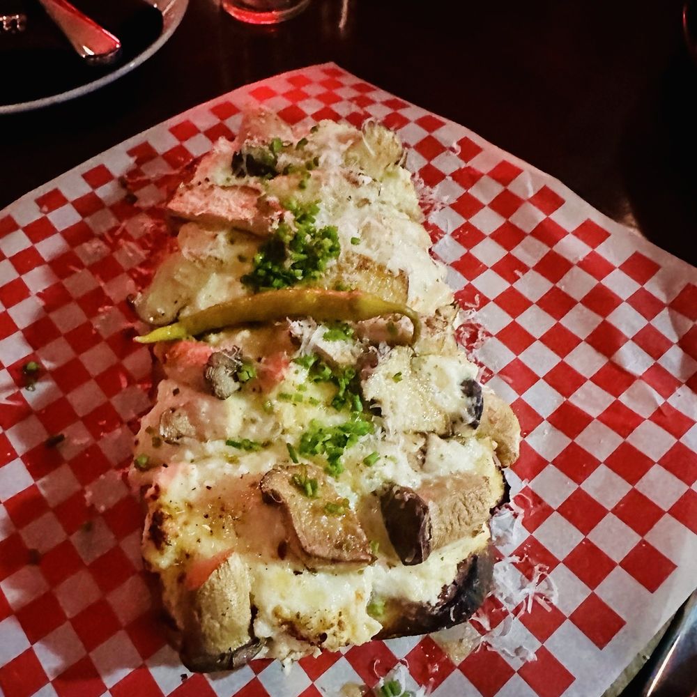 Bar Bella - Oyster Mushroom flatbread - Cocktail Bars Near Me - South Miami, Florida