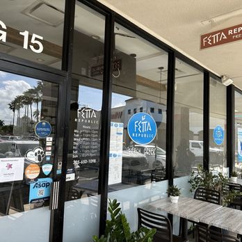 Fetta Republic - Outside - Greek Near Me - Aventura, Florida