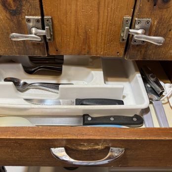Hidden Rest Resort - Eating utensils - Resorts Near Me - Lakeside, Arizona