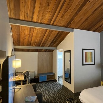 Days Inn by Wyndham Ukiah - Hotels Near Me - Ukiah, California Days Inn by Wyndham Ukiah - Hotels Near Me - Ukiah, California