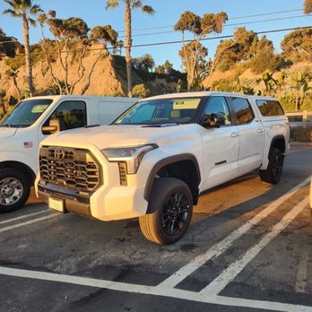 Express Mobile Locksmith  - 2024 Toyota Tundra all keys lost - Keys & Locksmiths Near Me - Laguna Hill, California