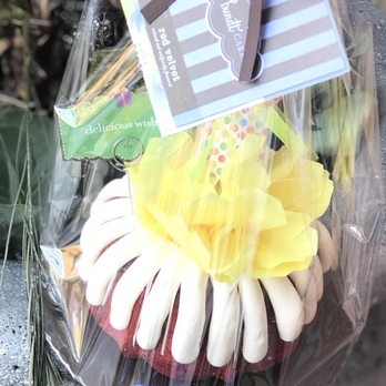 Nothing Bundt Cakes - 8" Decorated Red Velvet Bundt Cake - Bakeries Near Me - Riverside, California Nothing Bundt Cakes - 8" Decorated Red Velvet Bundt Cake - Bakeries Near Me - Riverside, California