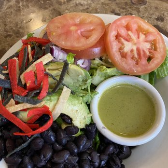 Pupuseria Y Restaurante Platano - Avocado Salad - Salvadoran Near Me - Berkeley, California Pupuseria Y Restaurante Platano - Avocado Salad - Salvadoran Near Me - Berkeley, California