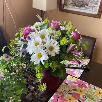 The White Lotus Florist - Pretty Please Bouquet - Florists Near Me - Cerritos, California The White Lotus Florist - Pretty Please Bouquet - Florists Near Me - Cerritos, California