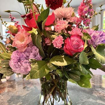 Flower Bowl Florist - Florists Near Me - Walnut Creek, California Flower Bowl Florist - Florists Near Me - Walnut Creek, California