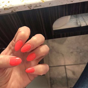 Bellagio Nails & Spa - Nails by Tommy - Nail Salons Near Me - Gainesville, Florida
