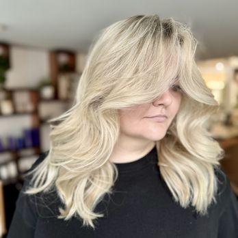 The Nice Place - Highlights, hair cut, blowout - Hair Stylists Near Me - West Hollywood, California The Nice Place - Highlights, hair cut, blowout - Hair Stylists Near Me - West Hollywood, California