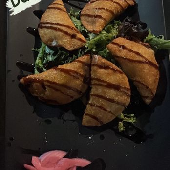 Shake It Up Cocktail Lounge - Duck Wontons - Cocktail Bars Near Me - Bloomington, Illinois