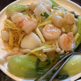 Dragon Beaux - Seafood Crispy Noodles - Dim Sum Near Me - San Francisco, California Dragon Beaux - Seafood Crispy Noodles - Dim Sum Near Me - San Francisco, California