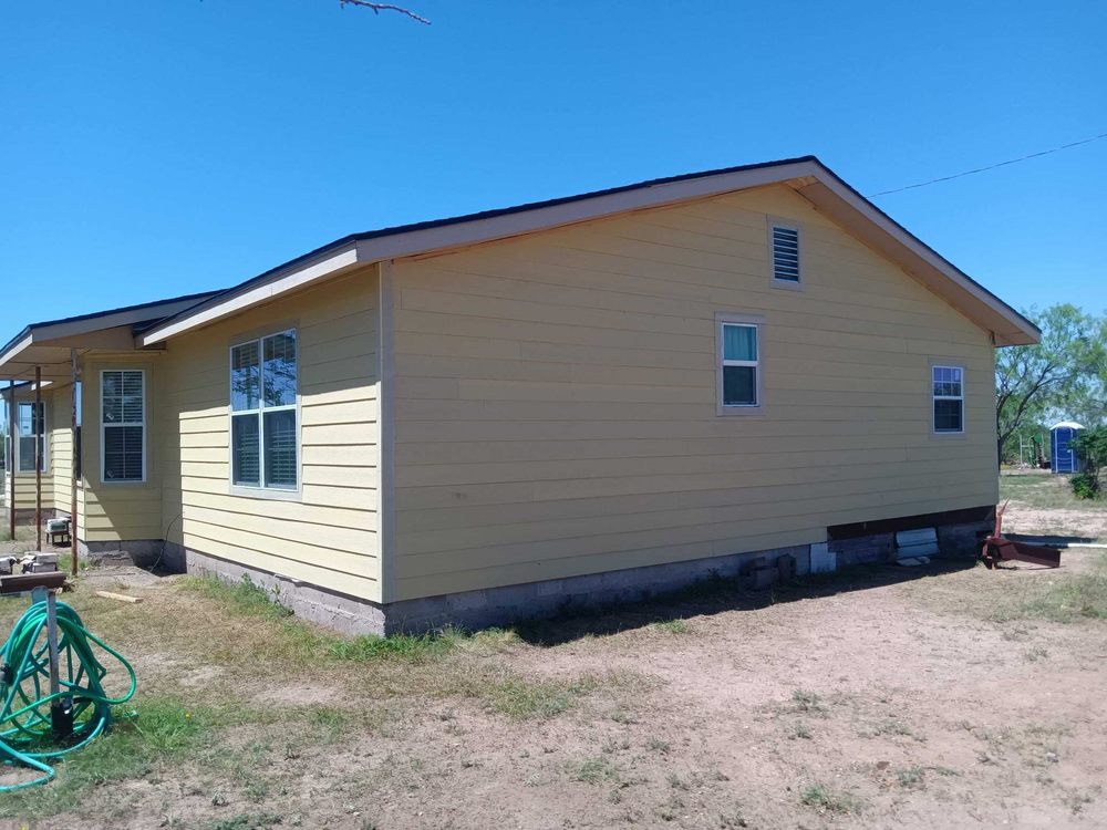 Slide of AL’s Lawn Service & Gonzalez Construction