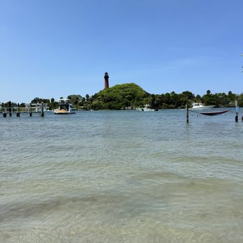 Lucky Shuck - View from behind the restaurant - Seafood Near Me - Jupiter, Florida