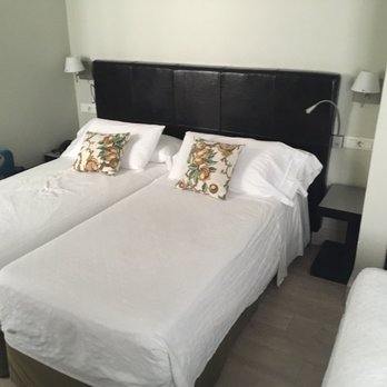 Hotel Moderno - Hotels & Travel Near Me - Madrid, M