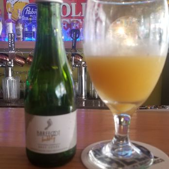 Capricorn Pub - Mimosa for Packer game. Green and yellow. Go Pack Go. - Cocktail Bars Near Me - Seaside, Oregon