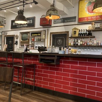 Jam Cafe - the interior of the restaurant - Breakfast & Brunch Near Me - North Vancouver, British Columbia