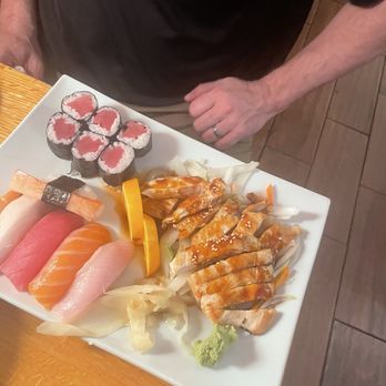 Fuji Cafe - Sushi Bars Near Me - Collierville, Tennessee