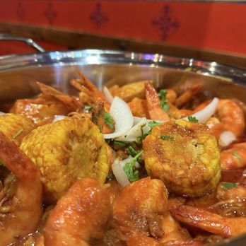 Crabby's Seafood & More - Shrimp boil - Seafood Near Me - Montebello, California