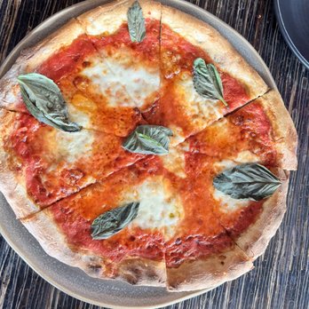 Boom + Batten - Margarita pizza - Pizza Near Me - Victoria, British Columbia