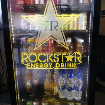 Smug's Pizza - Drink options - Pizza Near Me - Arcata, California
