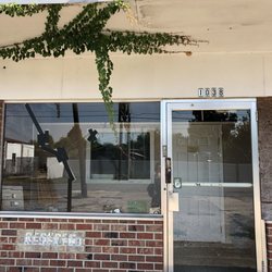 North Louisiana Amusements & Gaming - I was right. This is basically an abandoned office building. / storage.