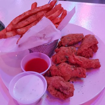 Indulge Lounge - Wings and fries - Lounges Near Me - Memphis, Tennessee Indulge Lounge - Wings and fries - Lounges Near Me - Memphis, Tennessee