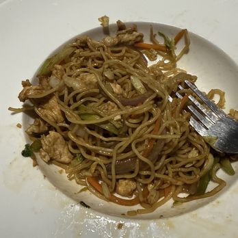 Roll & Bowl - Chicken Yaki Soba - Japanese Near Me - Richmond, Virginia
