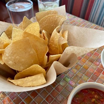 Cactus Restaurants - Alki Beach - Chips and salsa - Tex-Mex Near Me - Seattle, Washington