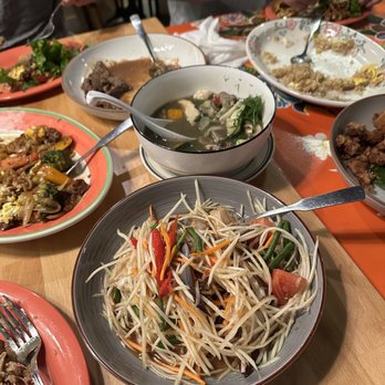 Hug Esan - Thai Near Me - Elmhurst, New York Hug Esan - Thai Near Me - Elmhurst, New York