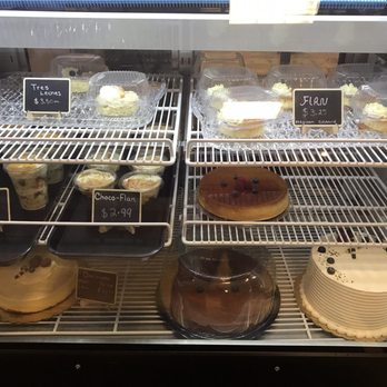 Samaris Sweet Creations - Delicious cakes - Custom Cakes Near Me - Mundelein, Illinois