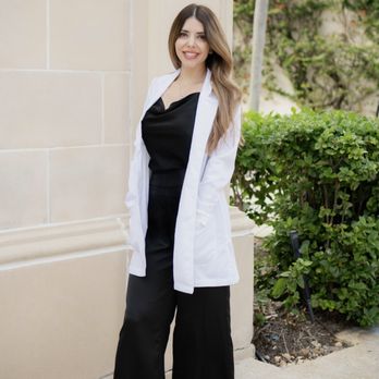 Molle Aesthetics - The owner and expert injector of Molle Aesthetics, Patricia Aiello, APRN. - Medical Spas Near Me - Jupiter, Florida Molle Aesthetics - The owner and expert injector of Molle Aesthetics, Patricia Aiello, APRN. - Medical Spas Near Me - Jupiter, Florida