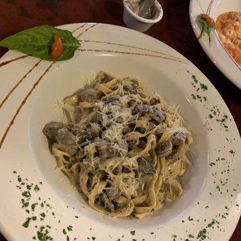 Marcolino pasta y vino - Lamb with mushrooms and creams sauce. - Italian Near Me - Bucerias, NAY Marcolino pasta y vino - Lamb with mushrooms and creams sauce. - Italian Near Me - Bucerias, NAY