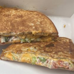 Meltwich Food - Southern Fried Chicken Melt