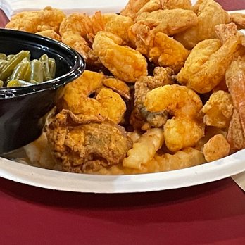 The ShellHouse Seafood Restaurant - Fried Shrimp and Fried Oysters - Seafood Near Me - Savannah, Georgia The ShellHouse Seafood Restaurant - Fried Shrimp and Fried Oysters - Seafood Near Me - Savannah, Georgia
