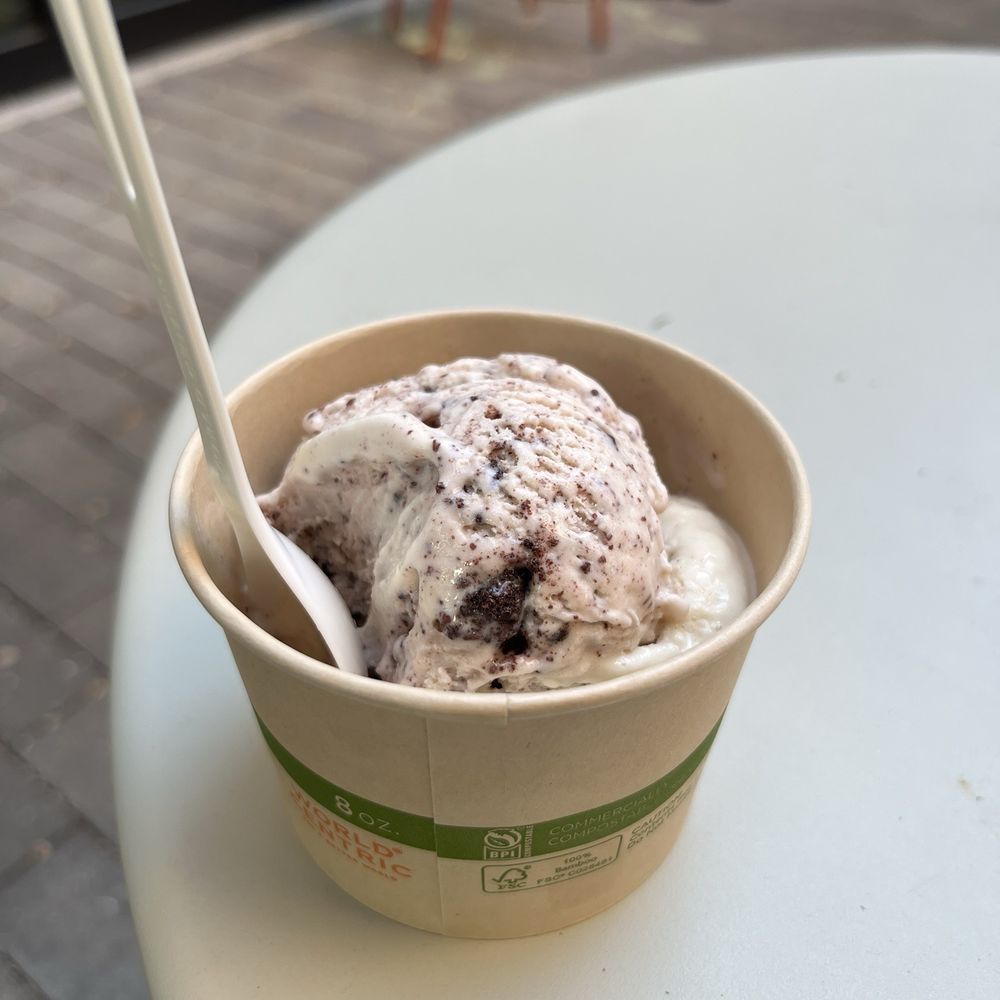 Lick Honest Ice Creams - Cookies and Cream and Coffee with Cream - Ice Cream & Frozen Yogurt Near Me - Austin, Texas