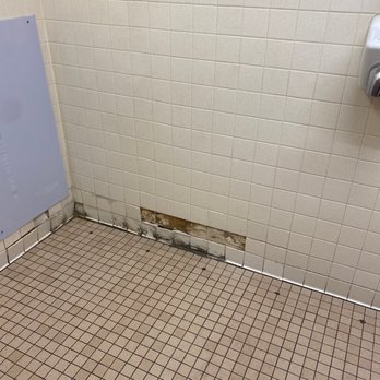 King Gyros - The "clean" bathrooms - Greek Near Me - Indianapolis, Indiana King Gyros - The "clean" bathrooms - Greek Near Me - Indianapolis, Indiana