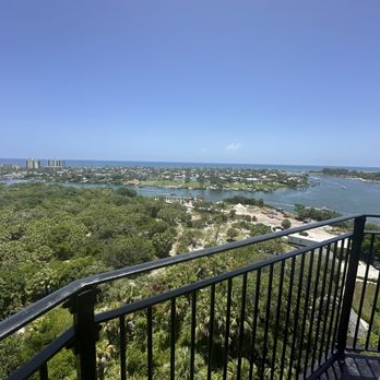 Jupiter Inlet Lighthouse and Museum - View - Landmarks & Historical Buildings Near Me - Jupiter, Florida Jupiter Inlet Lighthouse and Museum - View - Landmarks & Historical Buildings Near Me - Jupiter, Florida