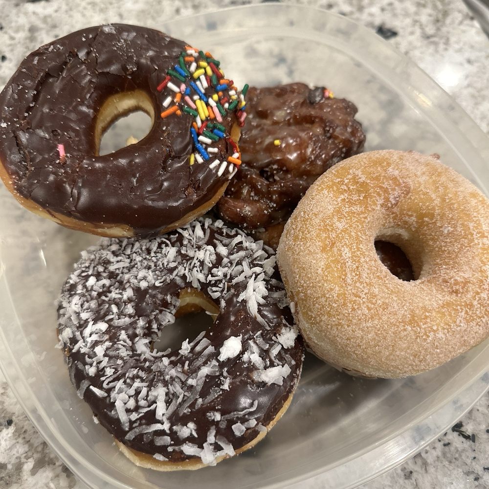 Mazzoa Donuts - Yummy donut assortment - Donuts Near Me - Las Vegas, Nevada Mazzoa Donuts - Yummy donut assortment - Donuts Near Me - Las Vegas, Nevada