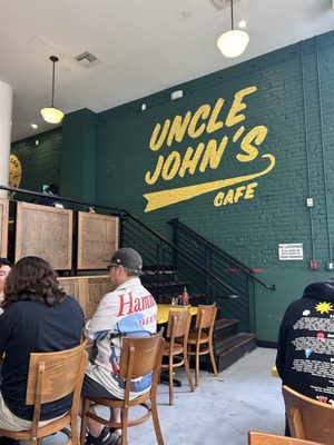 Uncle John's Cafe by null