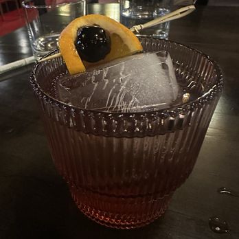 Som Dee Thai Kitchen & Bar - Thai Near Me - Denver, Colorado