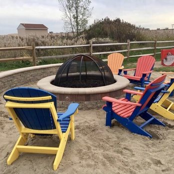 Reset - Fire pit out back. - Pizza Near Me - Rossford, Ohio
