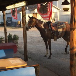 Golinda Country Store - You can even ride up on your horse!