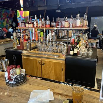 Golf Lounge 18 -  South Windsor - Bar area - Golf Near Me - South Windsor, Connecticut
