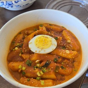 bb.q Chicken Charter Oak - Rose tteokbokki - Chicken Shop Near Me - San Francisco, California